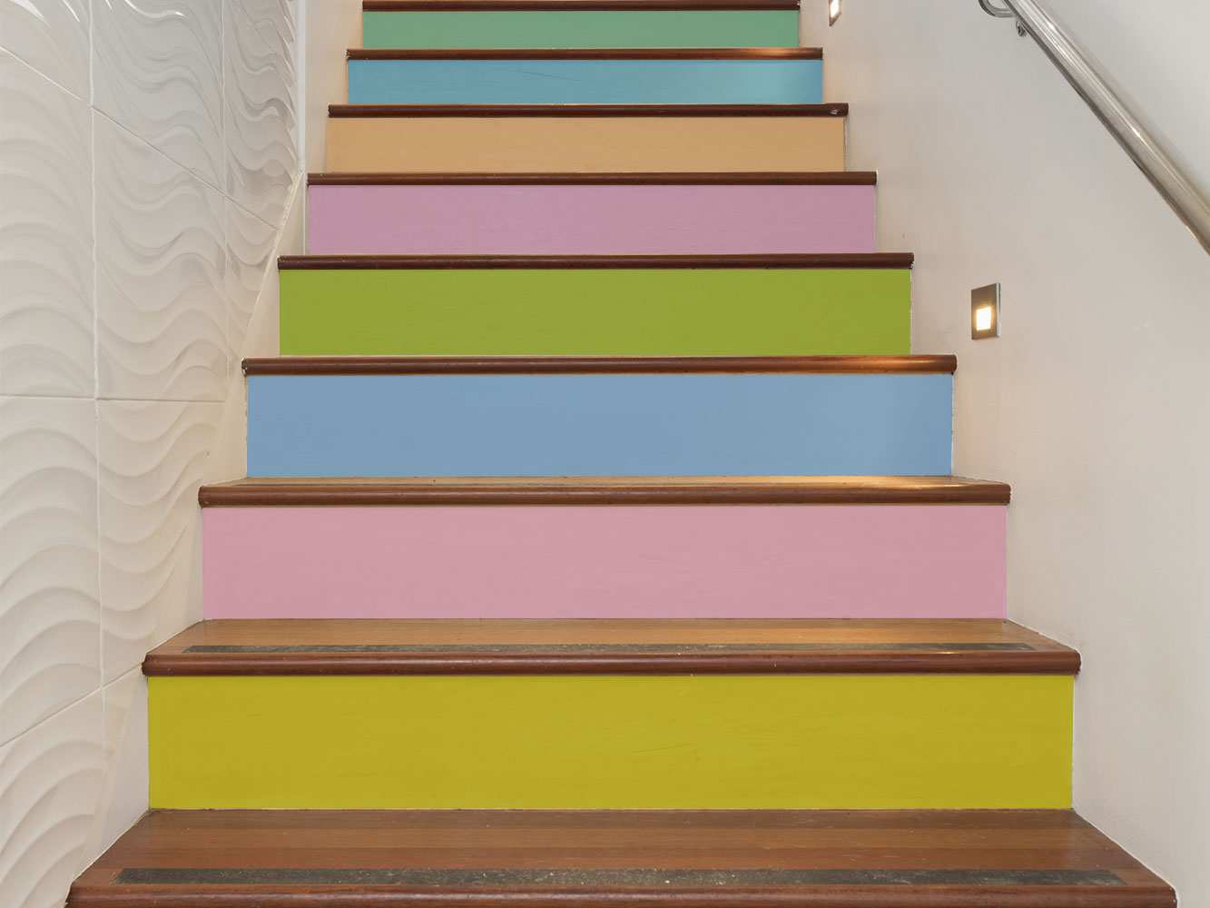 Vinilo Decorativo Escaleras de Colores | Carteles XXL - Impresión carteleria publicitaria
